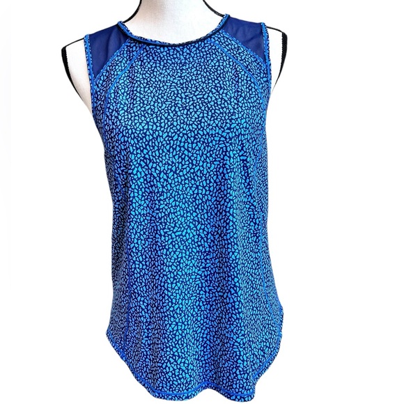 Lululemon Racerback Sports Top Keyhole Back Blue & Black Print - Picture 9 of 9